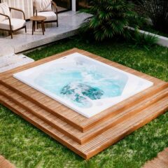 Jacuzzi