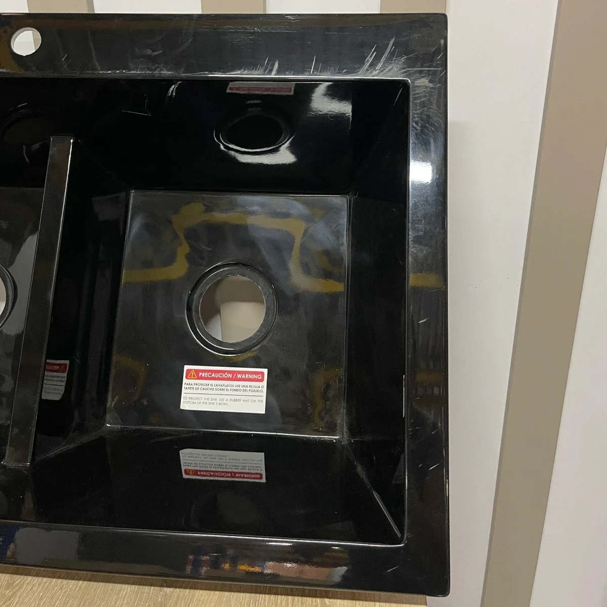 LAVAPLATOS-KOA-84X56-NEGRO-BRILLANTE_2 Lavaplatos de sobreponer negro brillante